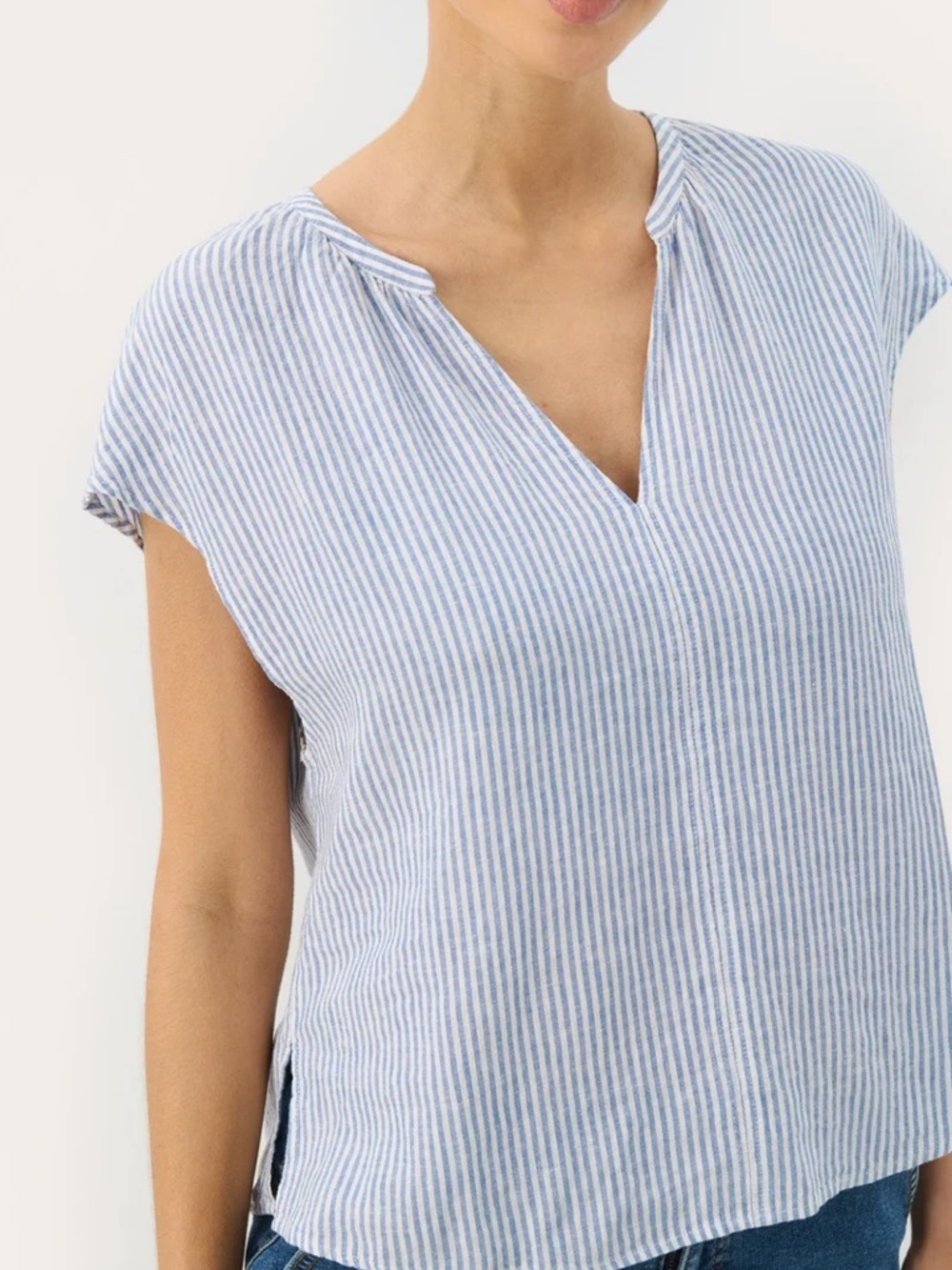 H&M Light Blue Pinstripe V-Neck Tunic Top